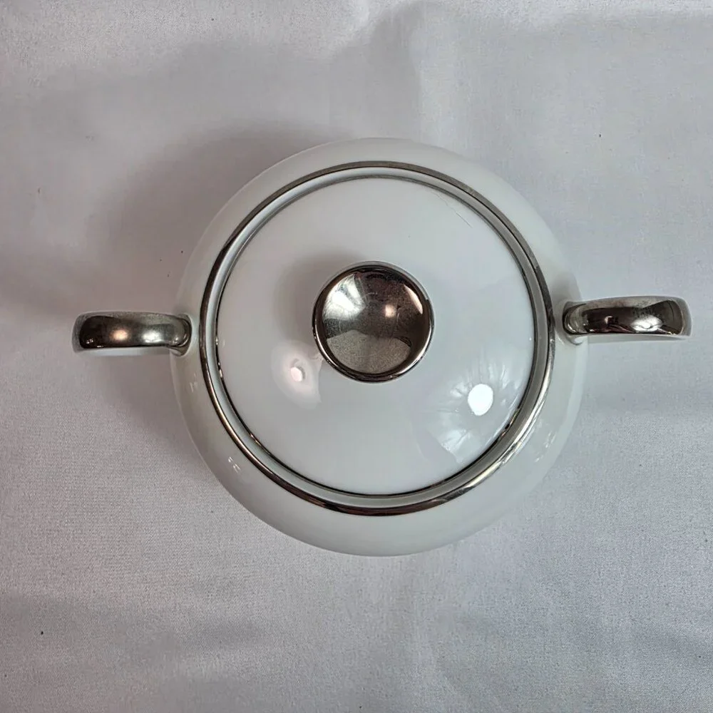 Amcrest Meito Wedding Ring Sugar Bowl & Lid White with Platinum Trim